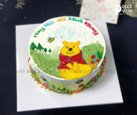 [0121] (90) Bánh sinh nhật vẽ Gấu Pooh ngọt ngào, đáng yêu
