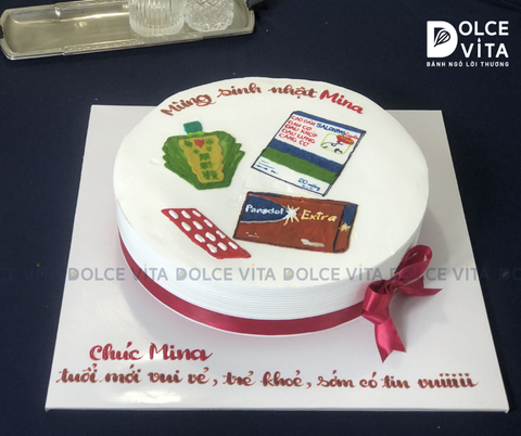 522 (100) Bánh vẽ dầu gió, Salonpas và thuốc Panadol