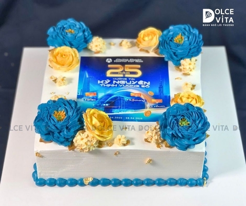 [1313] (140) Bánh hình vuông trang trí hoa kem - Bánh sự kiện doanh nghiệp