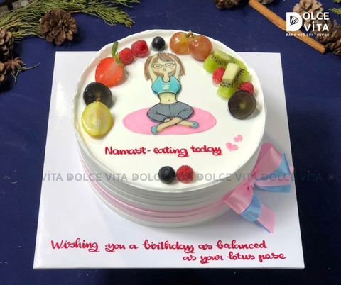 [1842] (40) Bánh Kem Vẽ Hình Cô Gái Tập Yoga – Lời Chúc Khỏe Đẹp & Cân Bằng