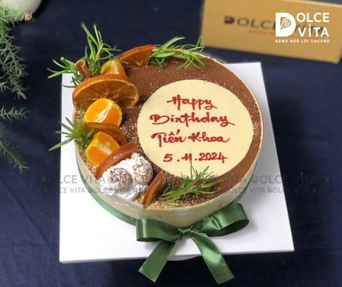 T004 - Tiramisu trang trí cam sấy, quế