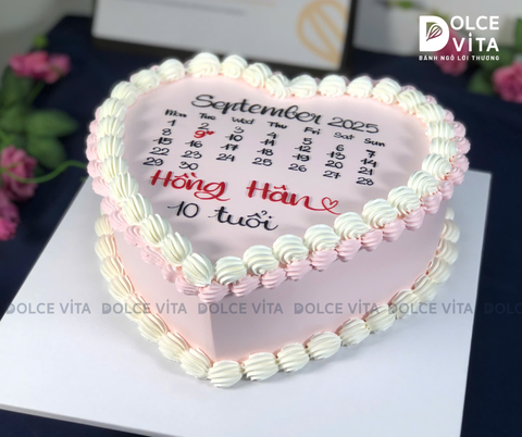001 Bánh hình trái tim trang trí trái cây