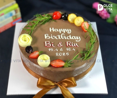 [1053] Bánh sinh nhật Chocolate mousse trang trí hương thảo