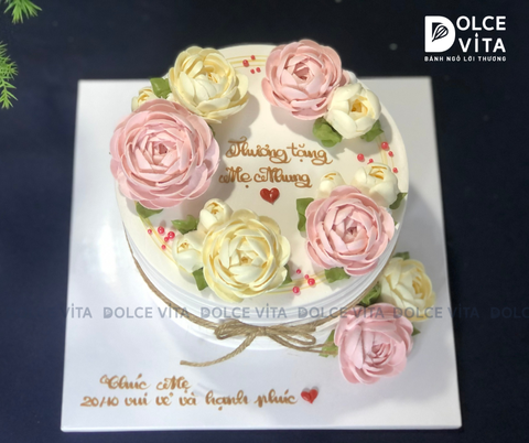 [0498] (80) Bánh kem hoa pastel tặng người phụ nữ yêu dấu