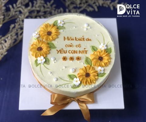 [2951] (70-90-130) Bánh mousse bắp ngọt trang trí hoa hướng dương rực rỡ