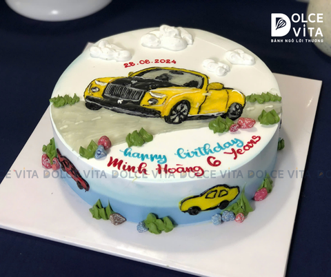 638 (100) Bánh vẽ xe mui trần