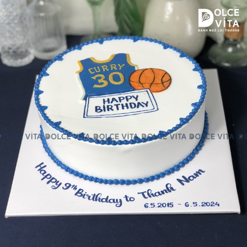 294 (60) Bánh vẽ áo và bóng rổ