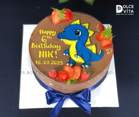 [1626] (70) Bánh sinh nhật Chocolate vẽ khủng long sừng phiến