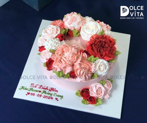 642 (M120-180) Bánh trang trí hoa cho Lễ đính hôn