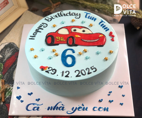 [1617] (70) Bánh vẽ xe Đua Lightning McQueen dành tặng cho fan nhí yêu tốc độ