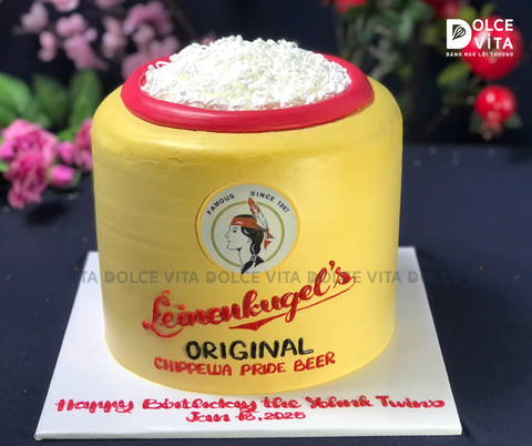[1077] Bánh berry cake tạo hình bia Leinenkugel's