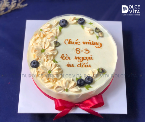 [1176] (20-30-50-60) Mousse bắp ngọt – Bánh 8/3 trang trí việt quất và hoa kem