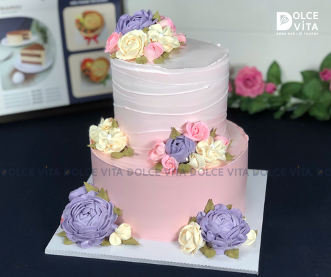 [1597] (300) Bánh tầng trang trí hoa bằng kem tone hồng tím -  phù hợp cho cưới hỏi, sinh nhật mẹ