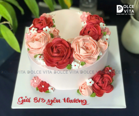 [1159] (SM80-120-180) Bánh kem Berry Cake ngày 8/3 – Hoa hồng kem tươi rực rỡ, quà tặng ý nghĩa cho phái đẹp