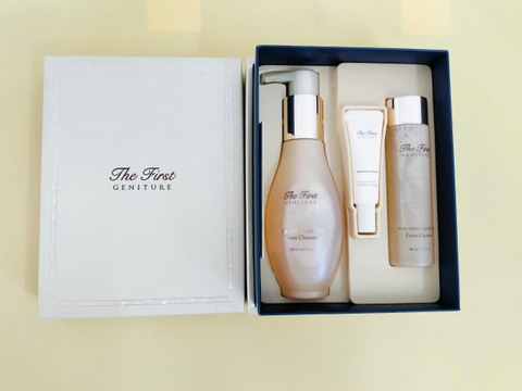 SỮA RỬA MẶT OHUI The First Geniture Foam Cleanser