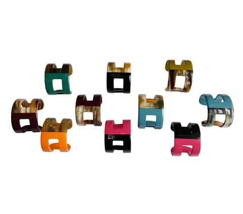 Cuff horn bracelet with lacquer