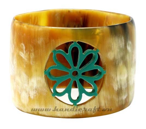 Carved horn & lacquer bangle bracelet