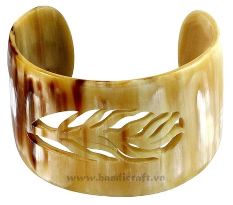 Natural carved horn cuff bracelet