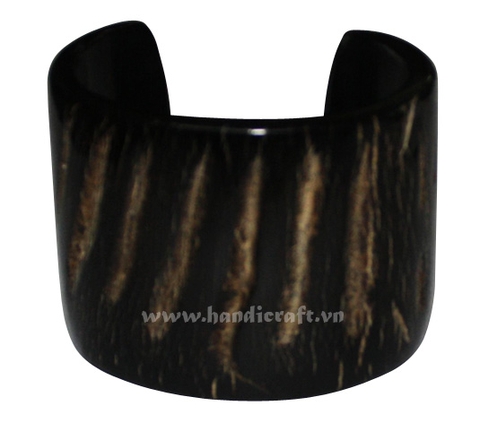 Natural horn cuff bracelet