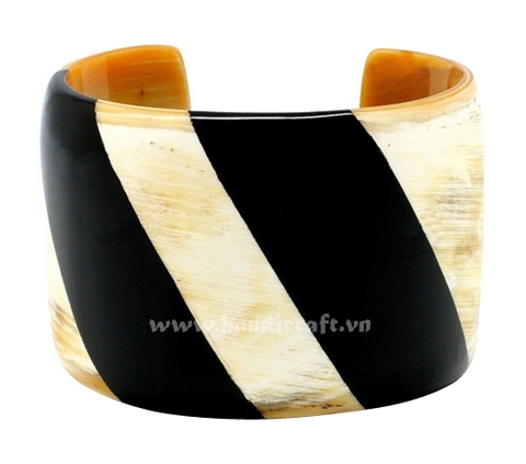 Horn cuff bracelet with black lacquer