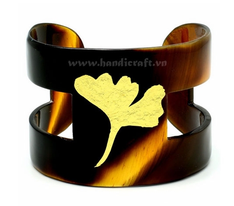 Horn cuff bracelet with golden leave lacquer