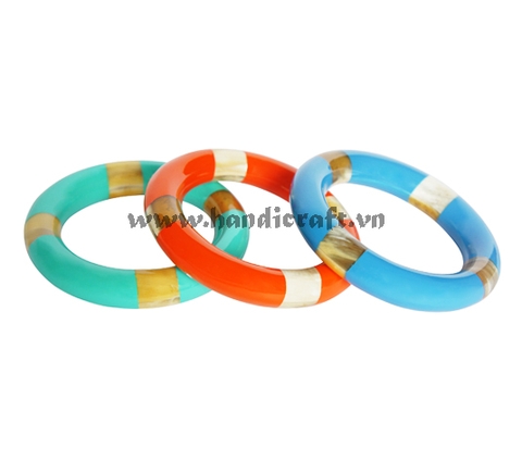 Horn & lacquer bangle bracelet