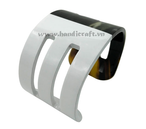 Horn & lacquer Bracelet