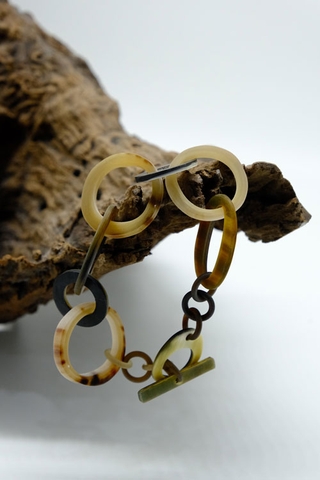 Natural horn bracelet