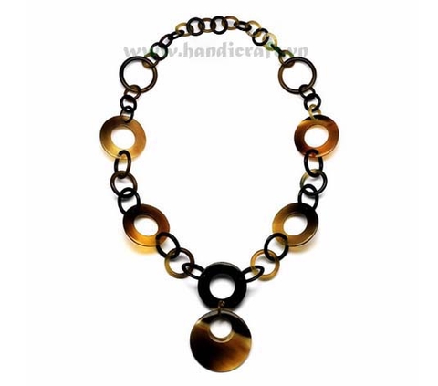 Think & thin horn circles necklace