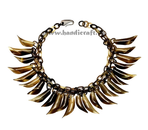 Roll horns necklace