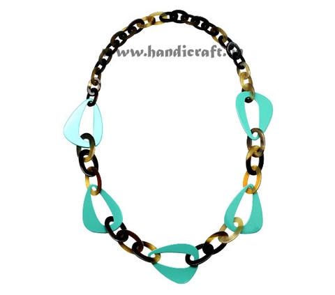 Small oval horn with lacquer pendant necklace