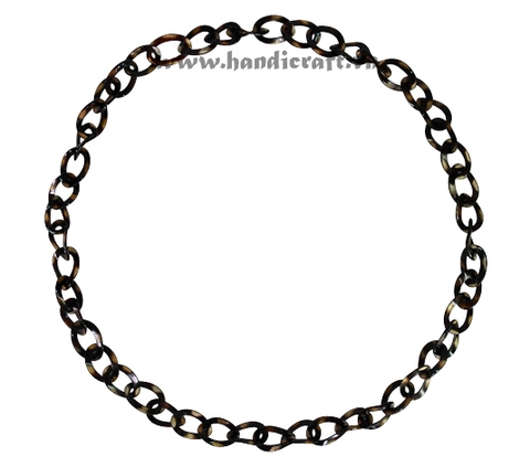 Small oval curved horn necklace