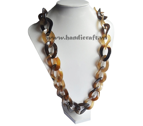 Long oval curved horn link necklace