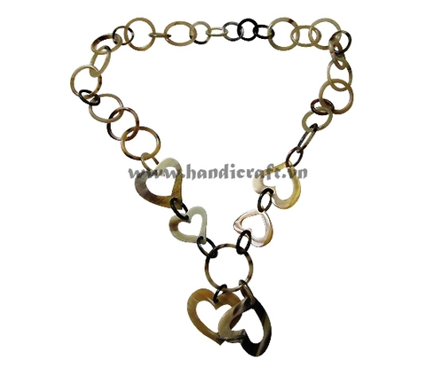 Round & heart shaped horn necklace