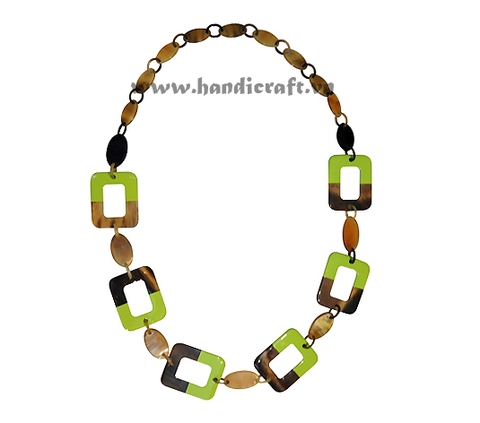Buffalo horn with green lacquer necklace