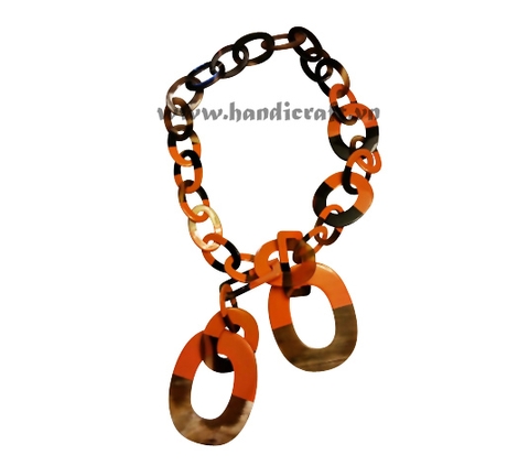 Oval horn with orange lacquer necklace