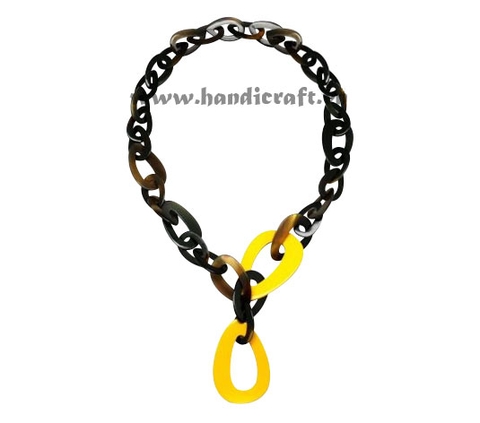 Oval horn link with red lacquer necklace