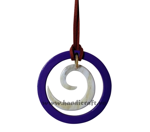 Horn & lacquer pendant