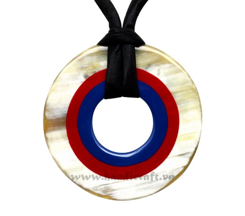 Horn & lacquer pendant