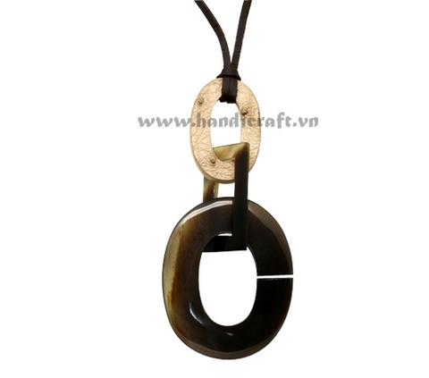 Horn pendant