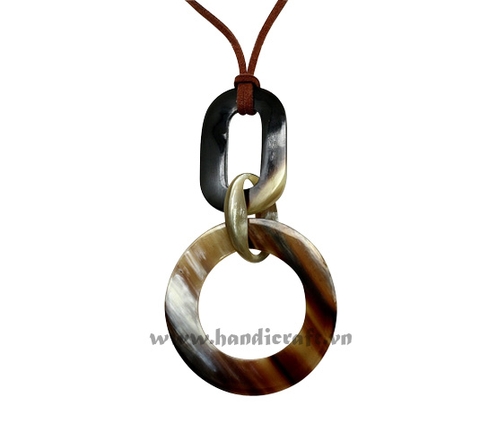 Horn pendant