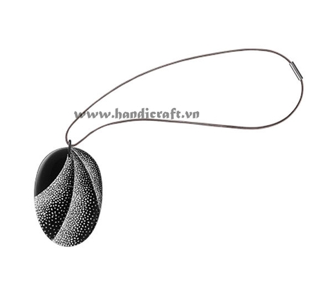 Horn & lacquer pendant