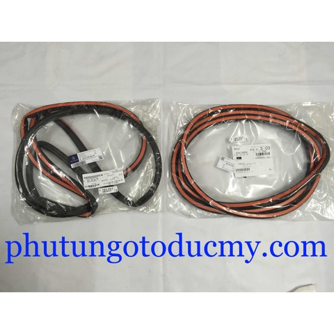 Gioăng cánh cửa sau Mercedes S320, S350, S500 W220 -A2207300378