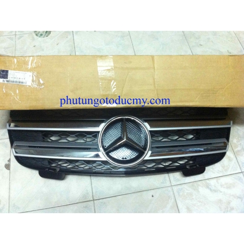 Mặt ca lăng Mercedes GL450, GL550 W164 - 1648800185