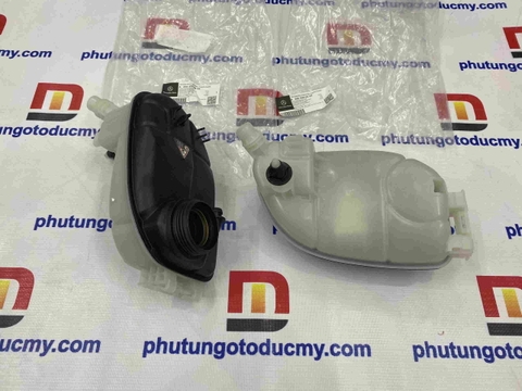 Bình nước phụ Mercedes CLA200, CLA250 ; GLA200, GLA250 A2465000049