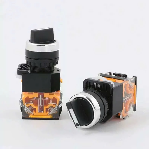 Chuyển mạch 2 vị trí CML LA39-11X/2