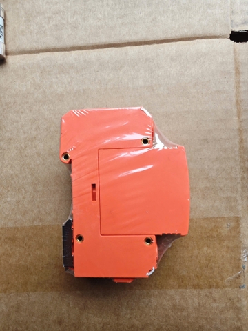 Chống sét lan truyền 2P-DC-1000v, Chống sét lan truyền 2P- DC hãng Sunlight năng lượng mặt trời