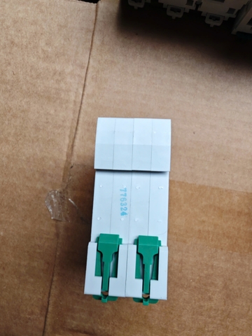 APTOMAT DC 2P 800VDC –SUNLIGHT .CB-DC 16A.20A.25A.32A.40A.63A