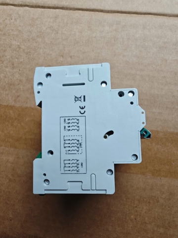 APTOMAT DC 4P 1000VDC – SL7N-63 – SUNIGHT.. CB-DC-4P