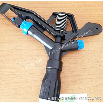 Béc tưới phi 34 có chỉnh nước đều VANYK081